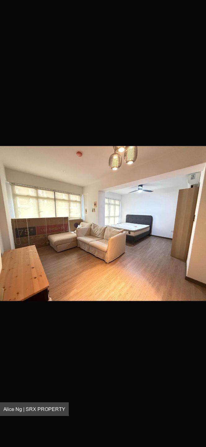 Blk 228B Garden Vale @ Tengah (Tengah), HDB 2 Rooms #578085001